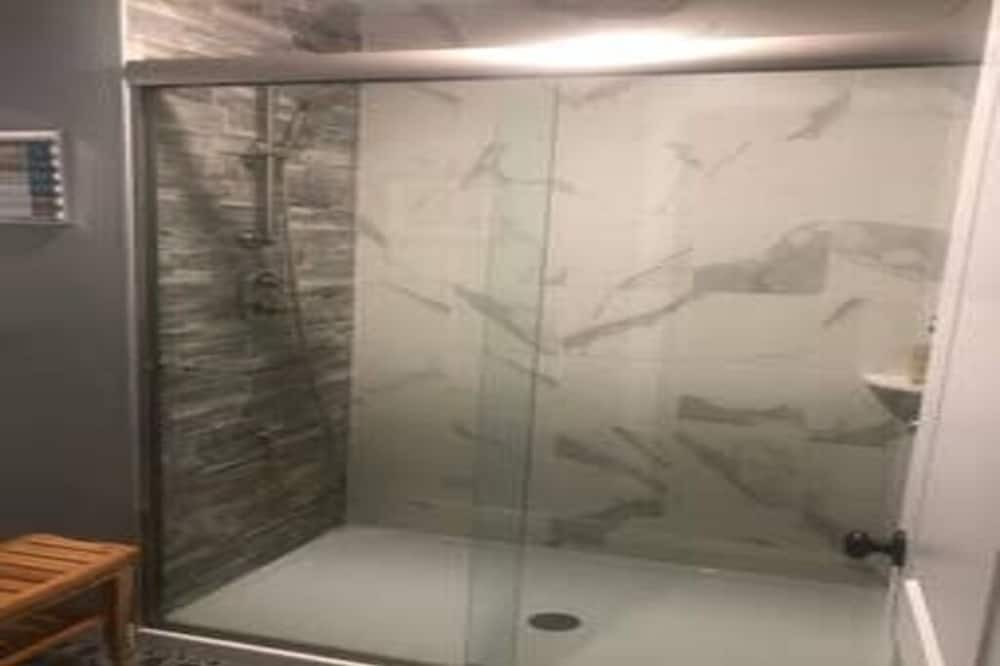 Photo of Bedroom in Albany