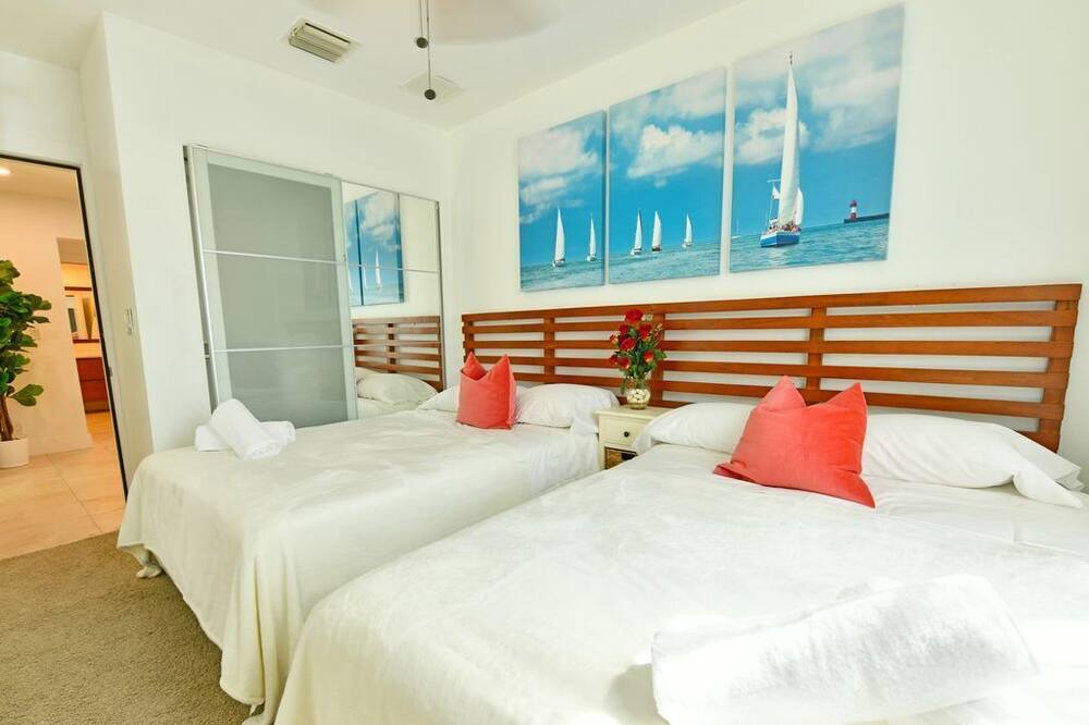 Photo of Bedroom in South Middle River