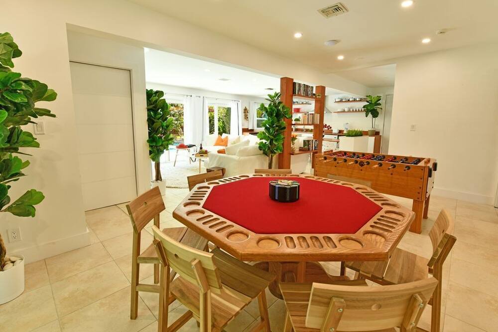 Photo of Kitchen in South Middle River