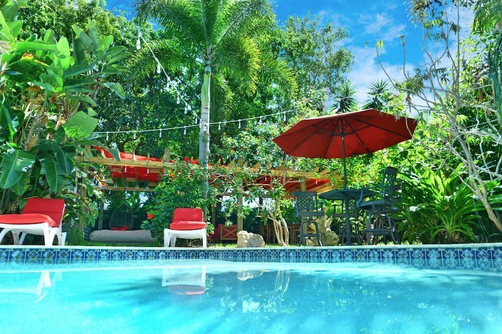 Photo of Outdoor in Flagler Village