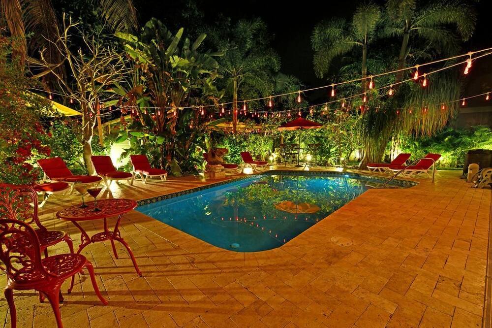 Photo of Outdoor in Flagler Village
