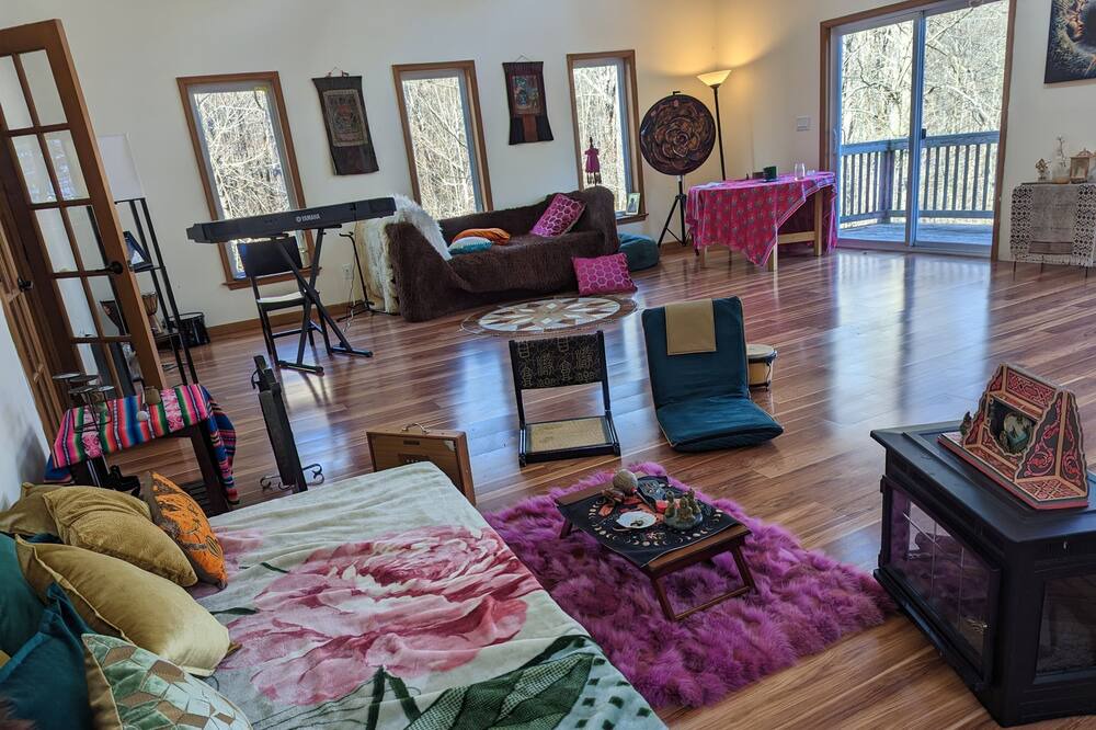 Photo of Livingroom in East Chatham