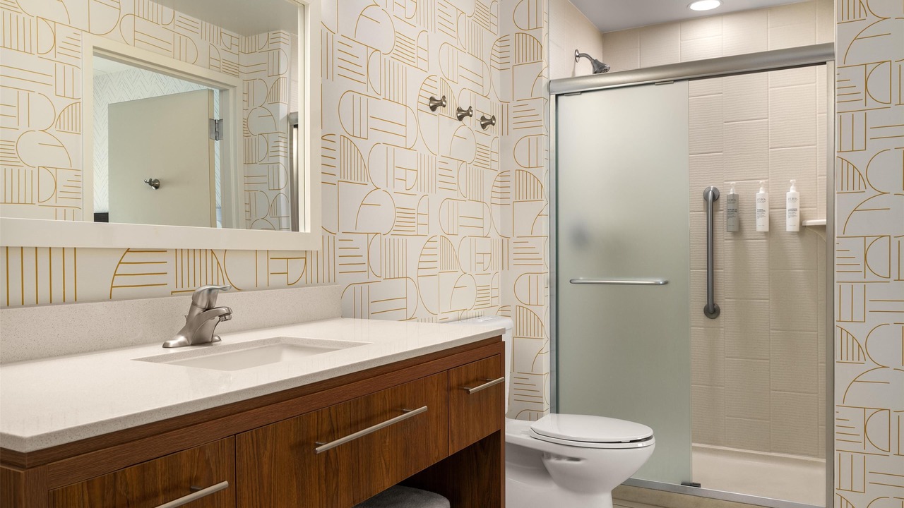 Photo of Bathroom in Lexington Park