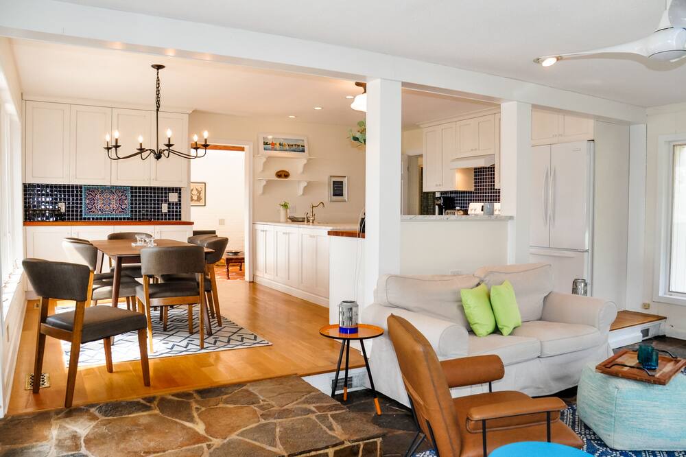 Photo of Livingroom in Bozman