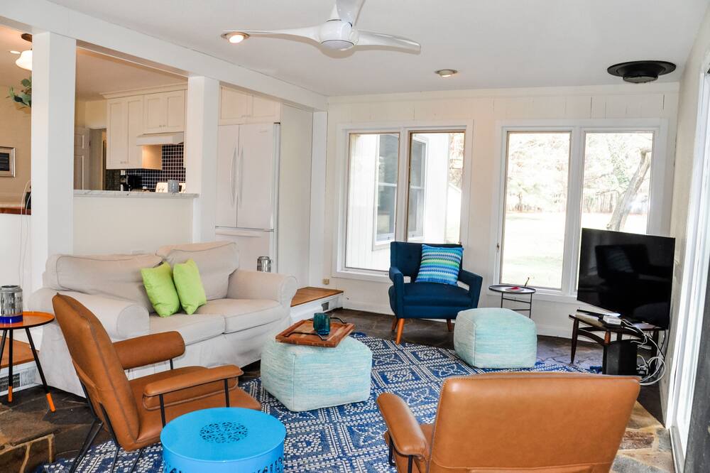 Photo of Livingroom in Bozman