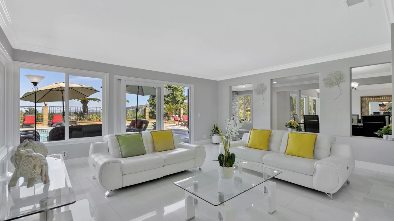 Photo of Livingroom in Hacienda Heights