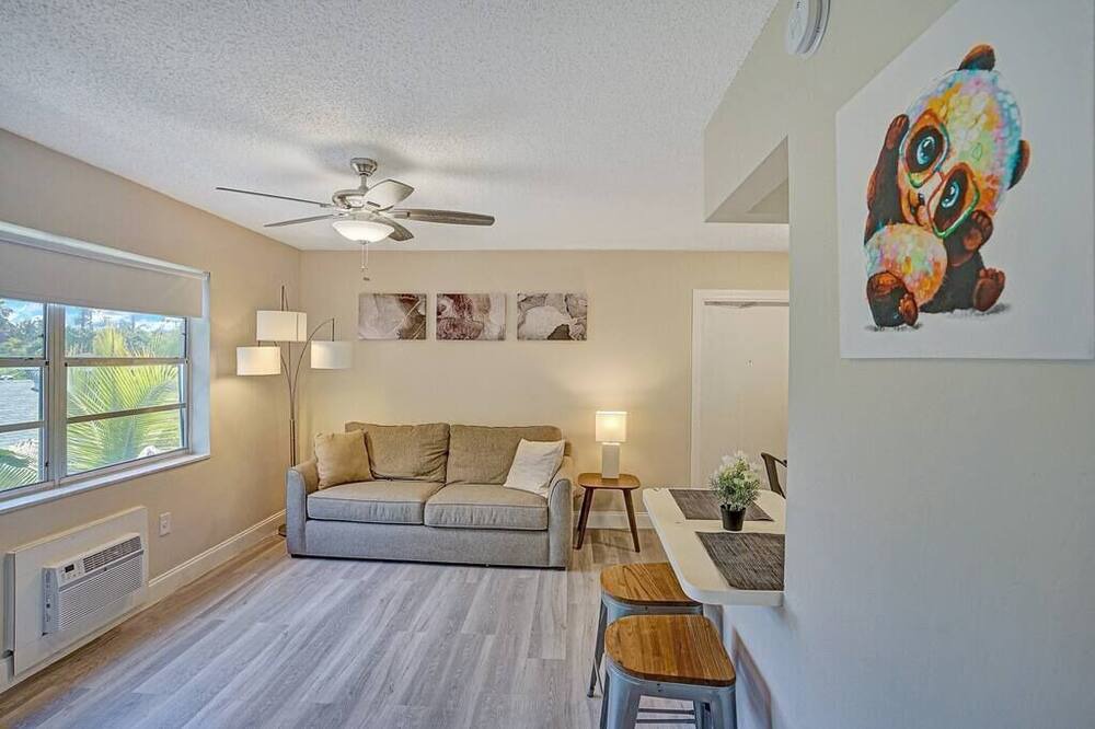 Photo of Livingroom in Victoria Park