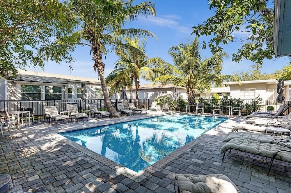 Photo of Outdoor in Victoria Park