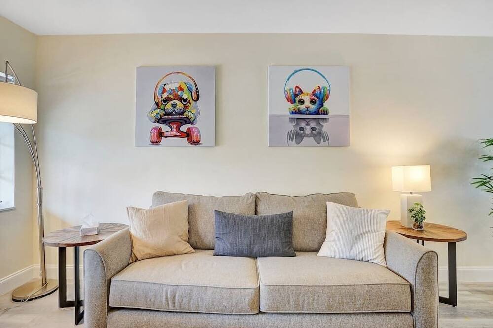 Photo of Livingroom in Victoria Park
