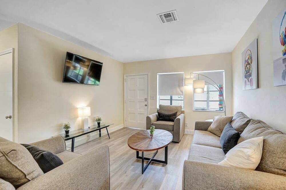 Photo of Livingroom in Victoria Park
