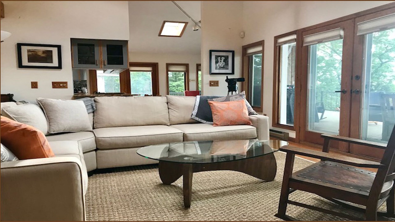 Photo of Livingroom in Canaan