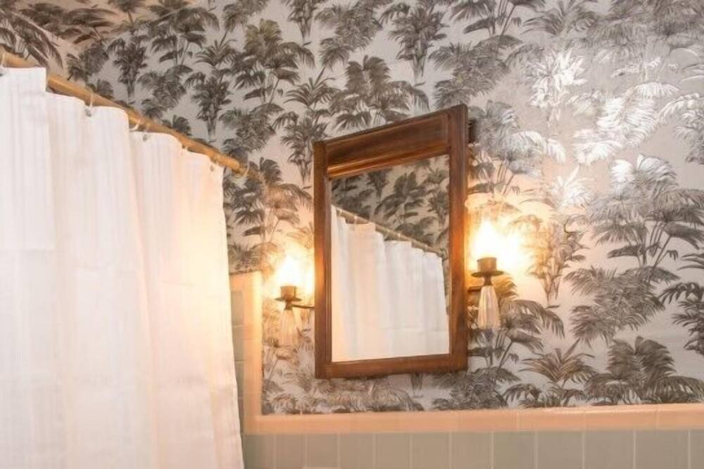 Photo of Bathroom in Seven Isles