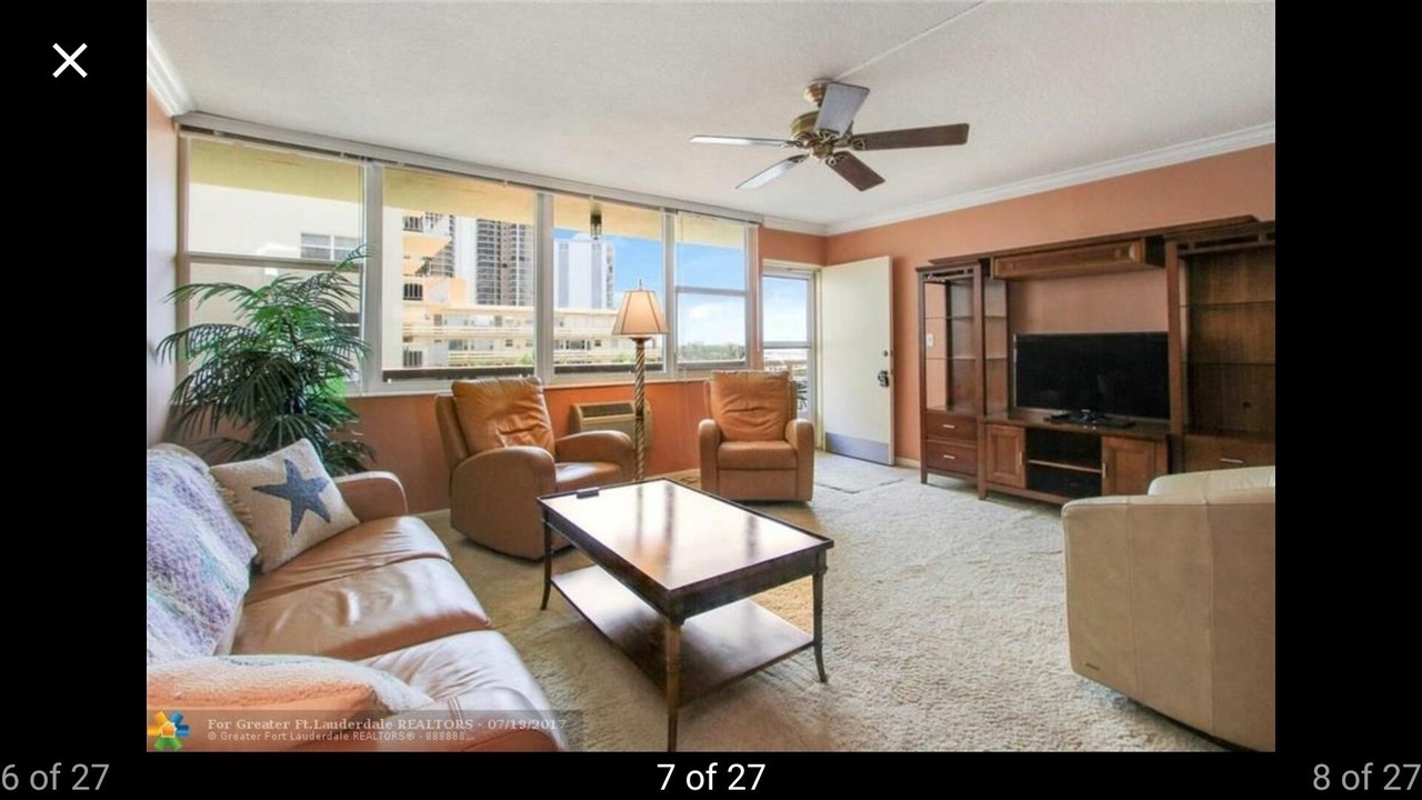Photo of Livingroom in Barrier Island