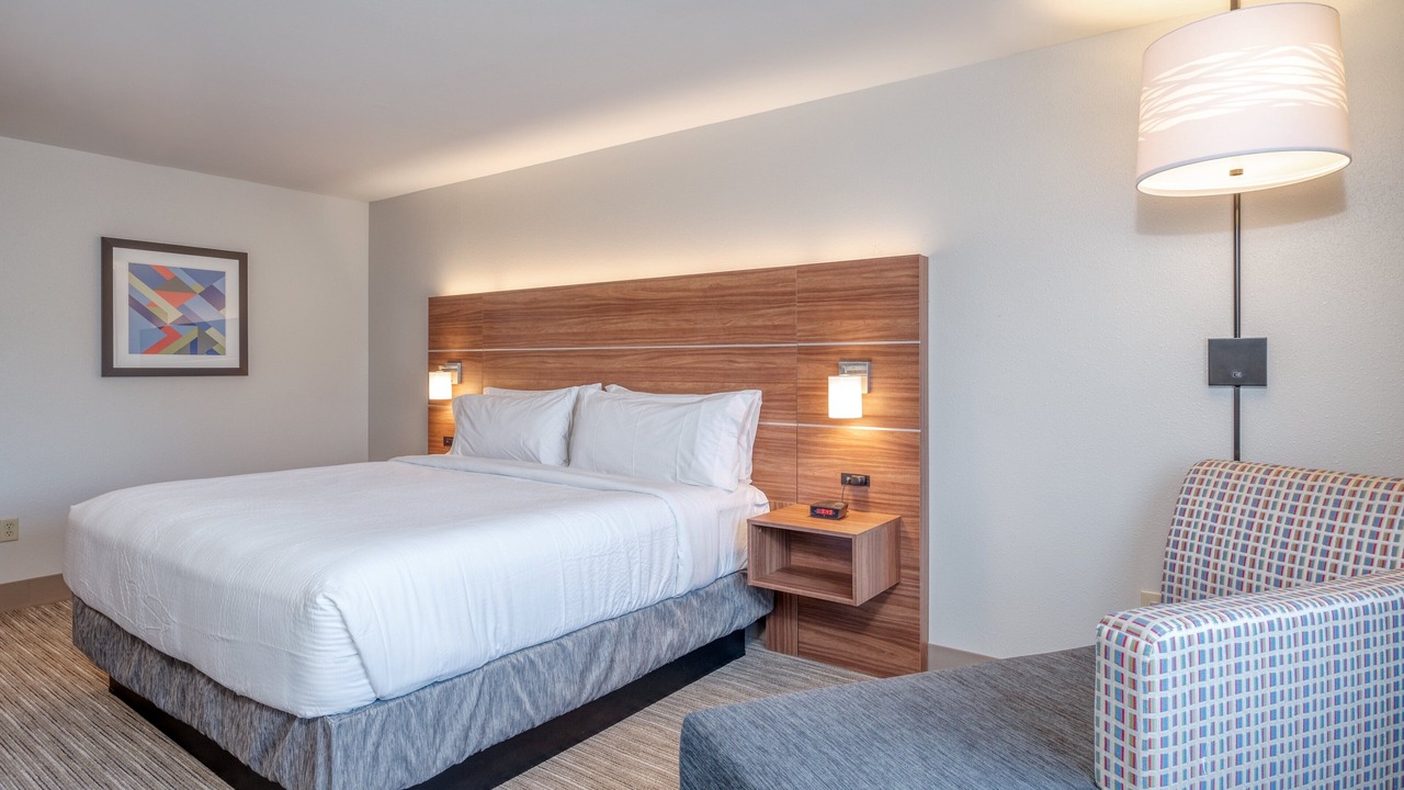 Photo of Bedroom in Thornburg