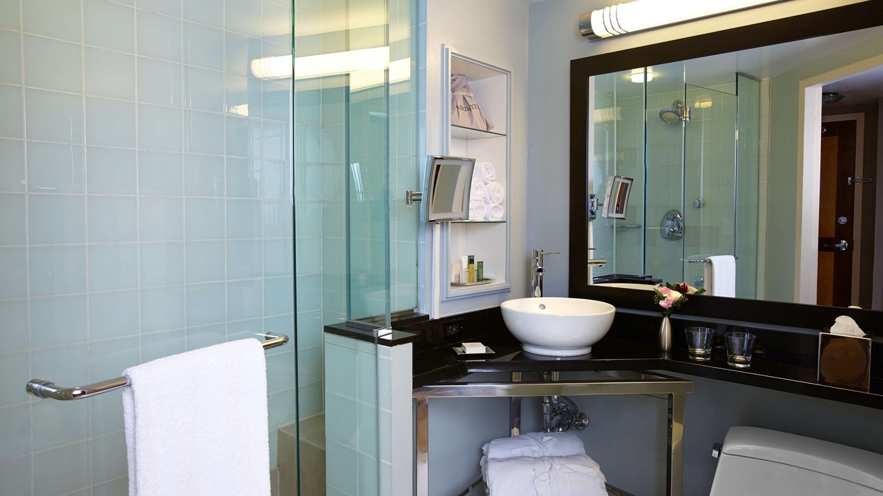 Photo of Bathroom in Central Park South