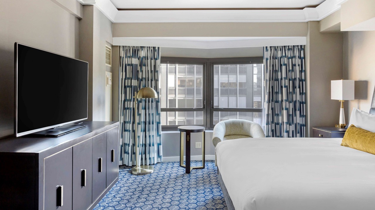 Photo of Bedroom in Central Park South
