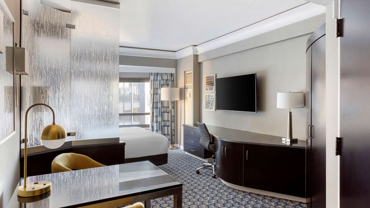 Photo of Livingroom in Central Park South