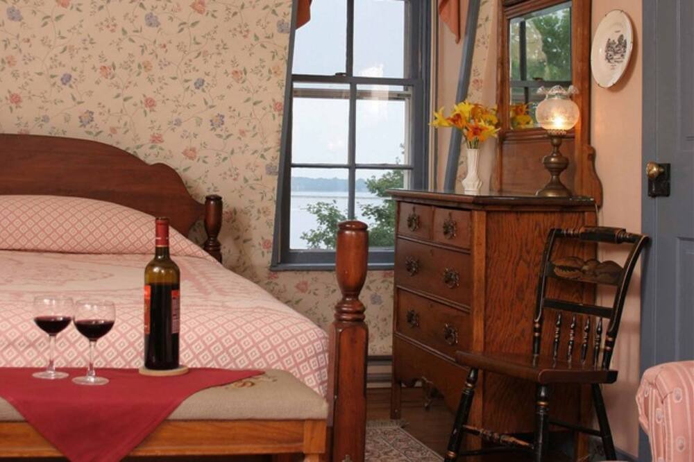 Photo of Bedroom in Oxford