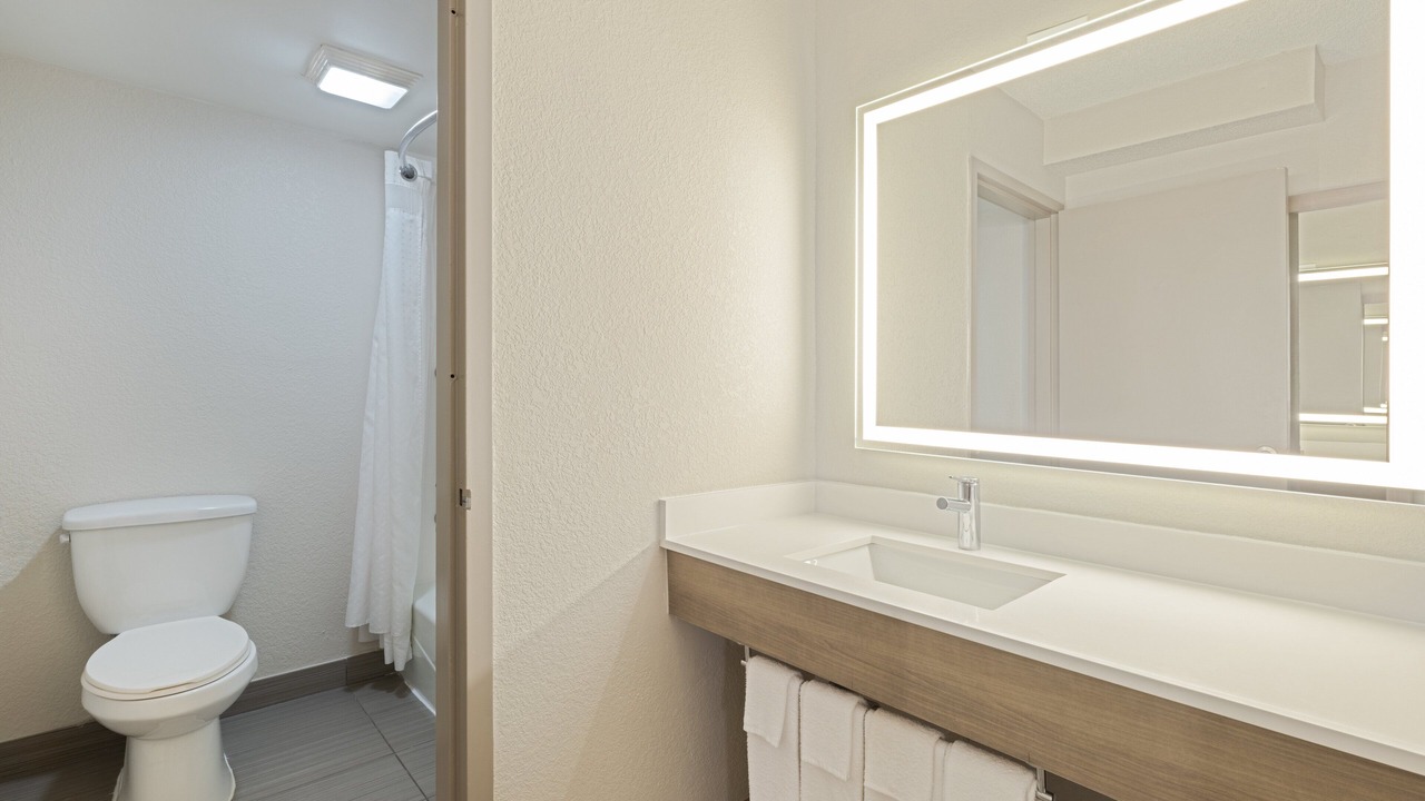 Photo of Bathroom in Plantation