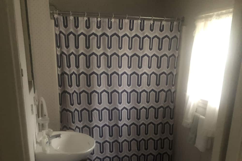 Photo of Bathroom in Onancock