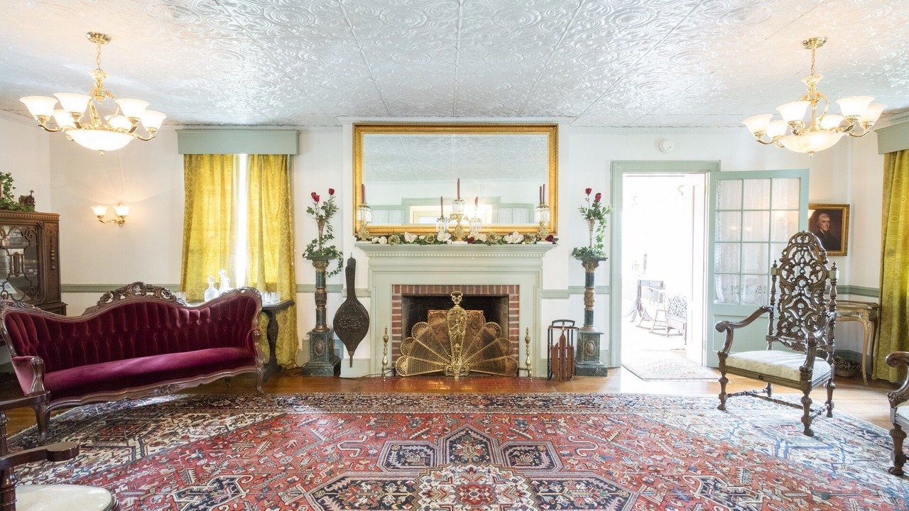 Photo of Livingroom in Milford