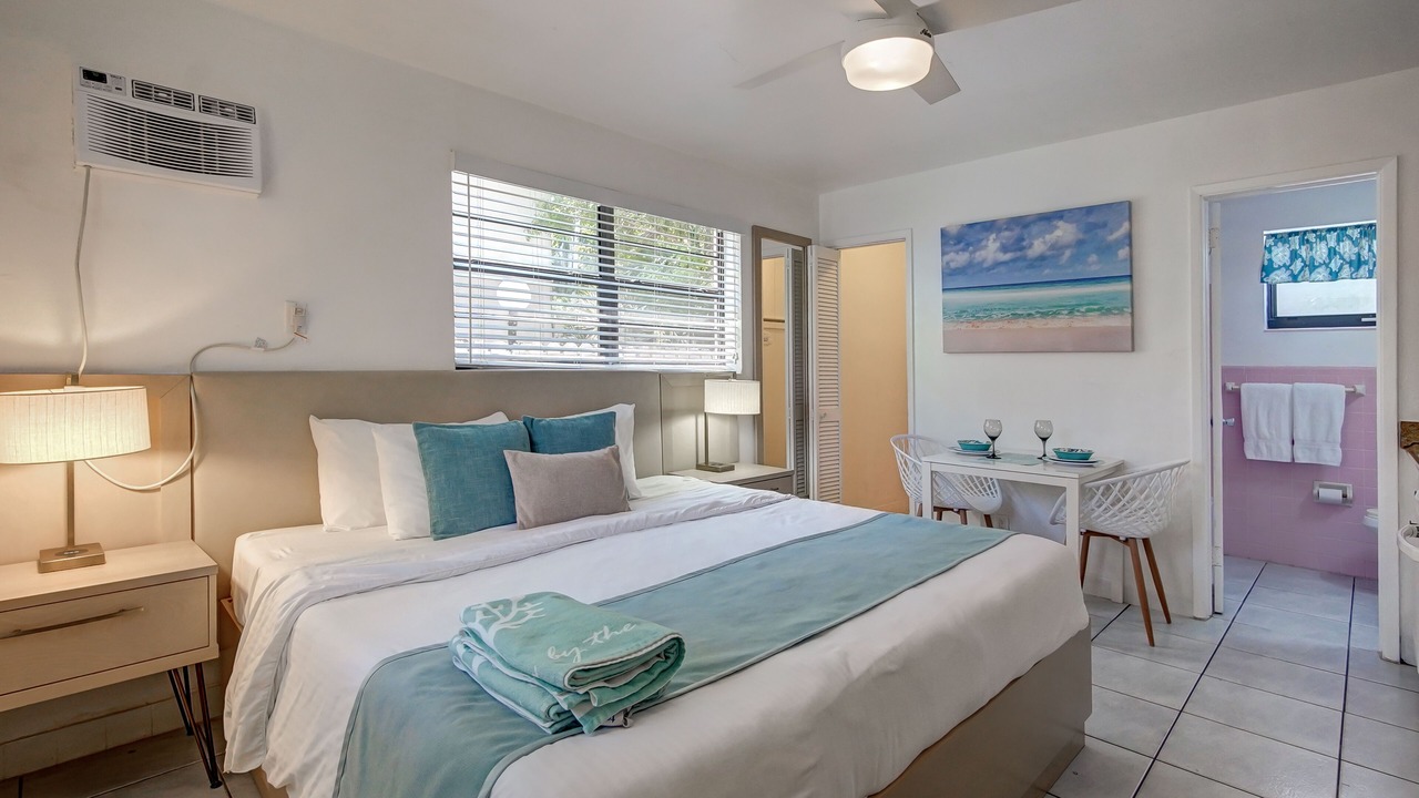 Photo of Bedroom in Lauderdale-by-the-Sea