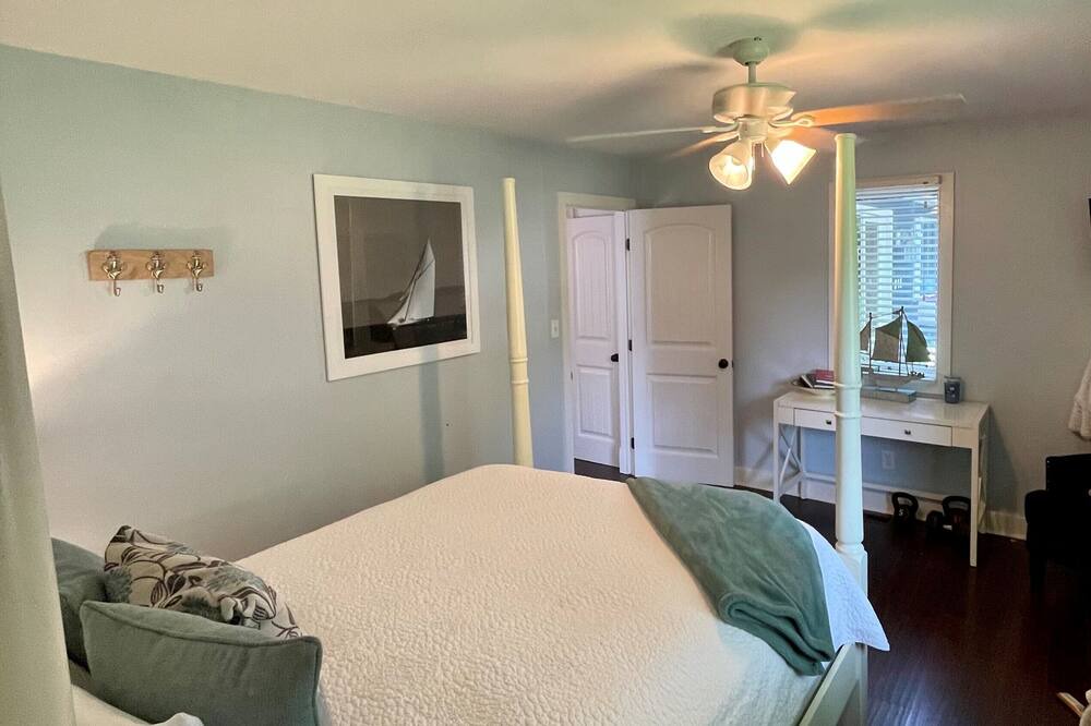 Photo of Bedroom in Elkton
