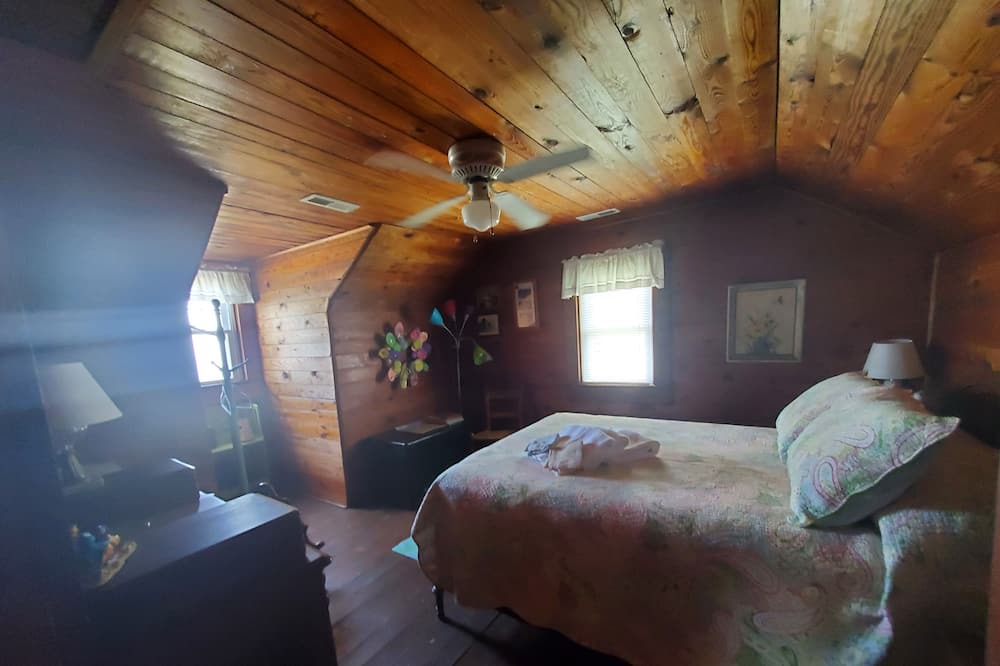 Photo of Bedroom in Edwardsville