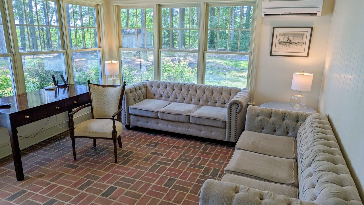 Photo of Livingroom in Easton