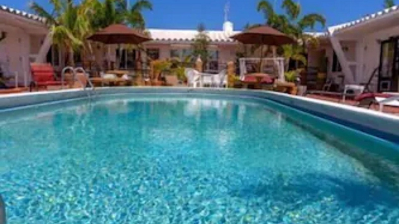 Photo of Outdoor in Hollywood Lakes