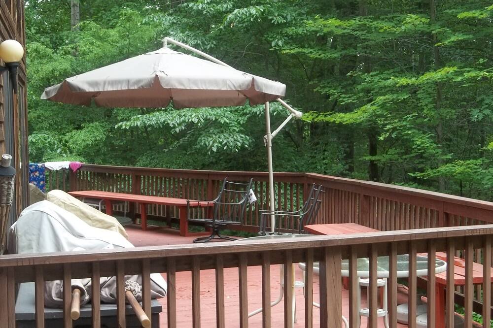 Photo of Patio Balcony in Epping Forest
