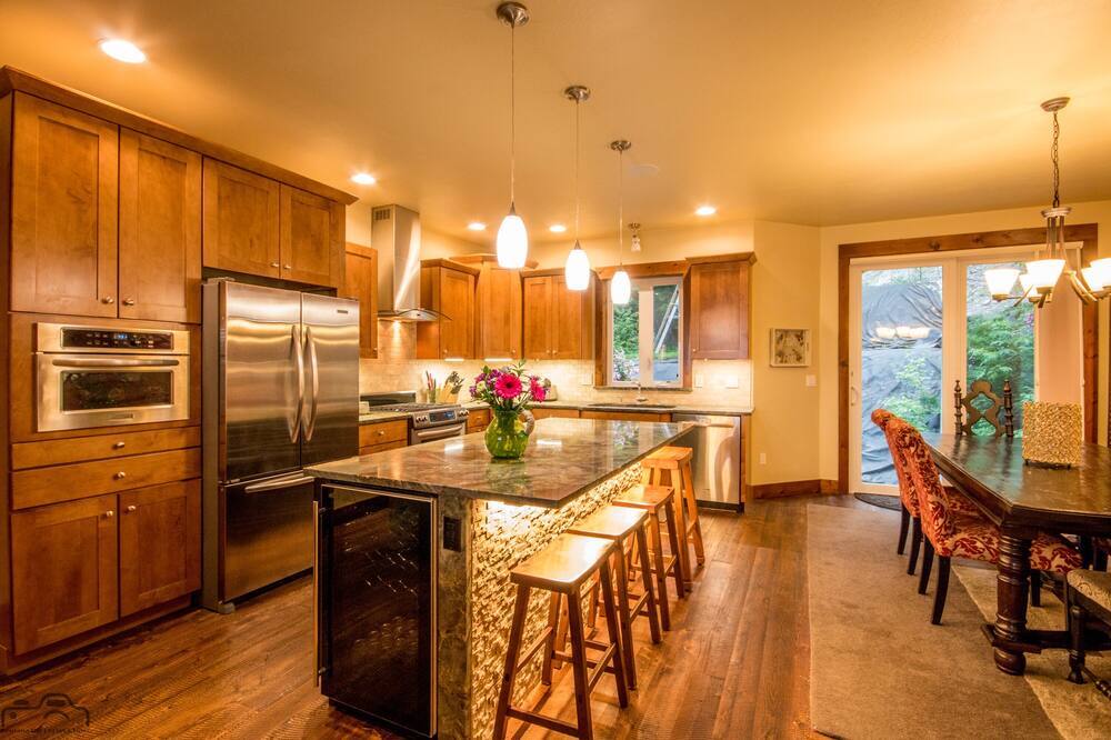 Photo of Bedroom in Bigfork