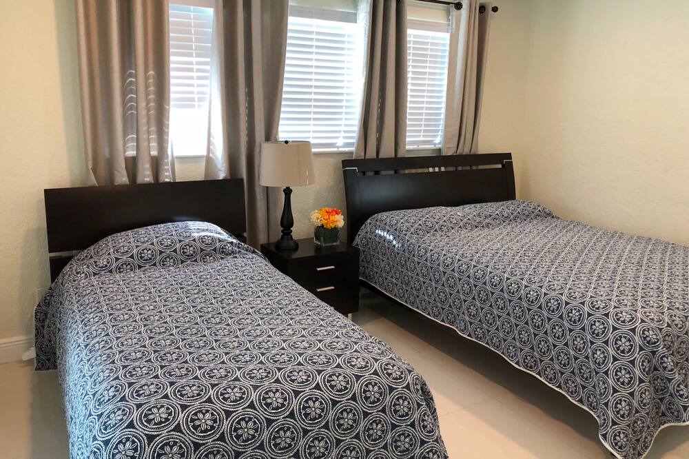 Photo of Bedroom in South Corals