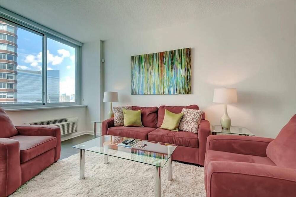 Photo of Bedroom in Hudson Exchange