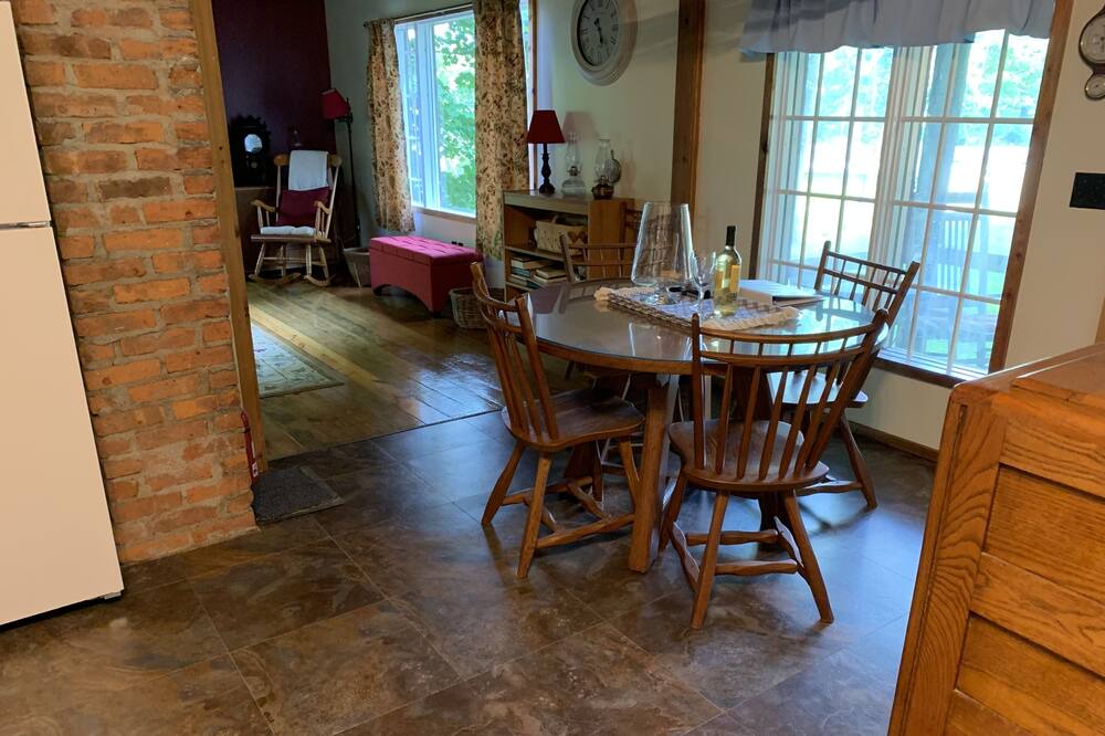 Photo of Kitchen in Taghkanic