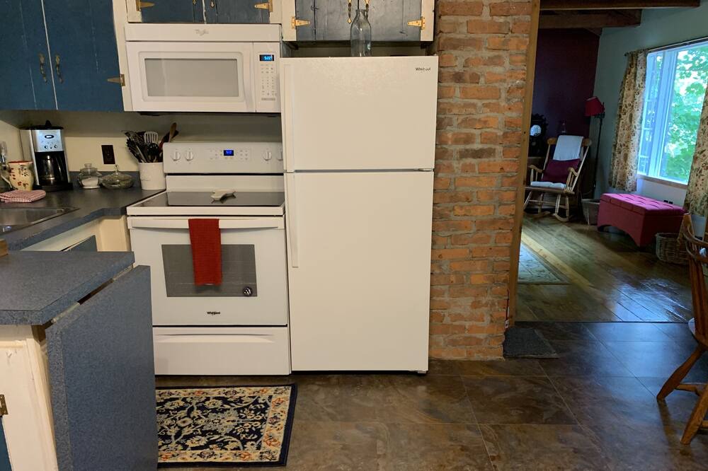 Photo of Kitchen in Taghkanic