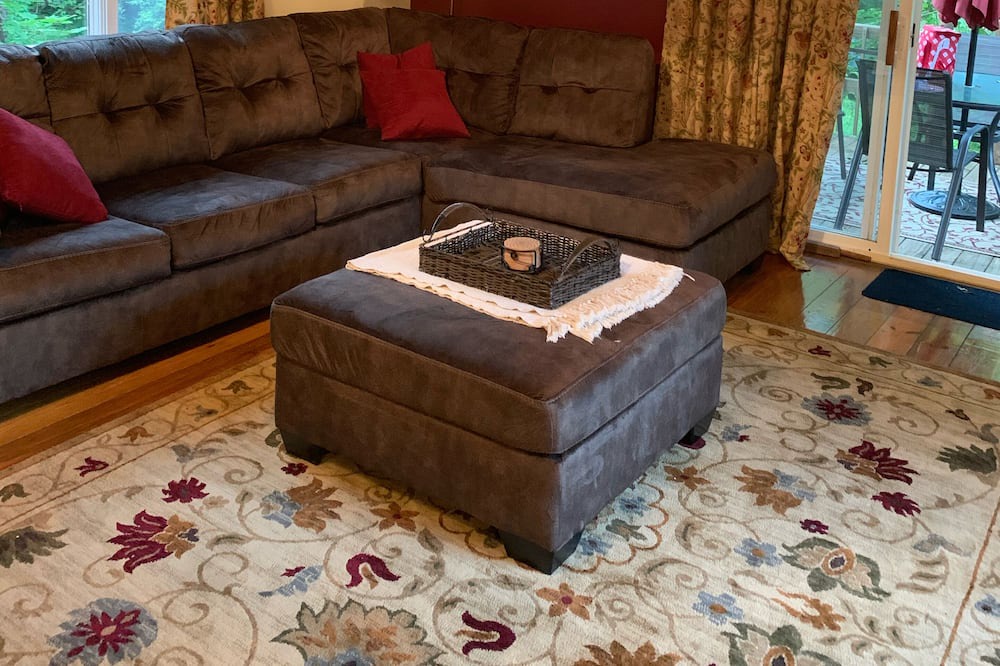 Photo of Livingroom in Taghkanic