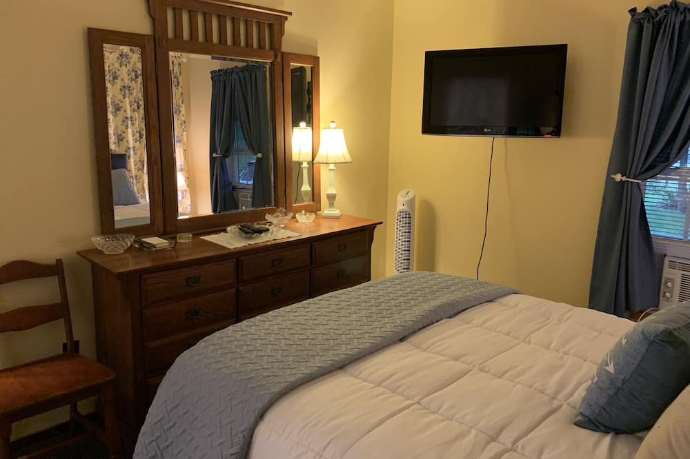 Photo of Bedroom in Taghkanic
