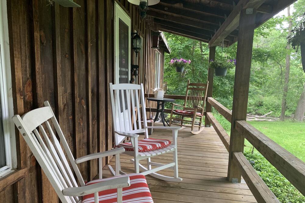 Photo of Patio Balcony in Taghkanic