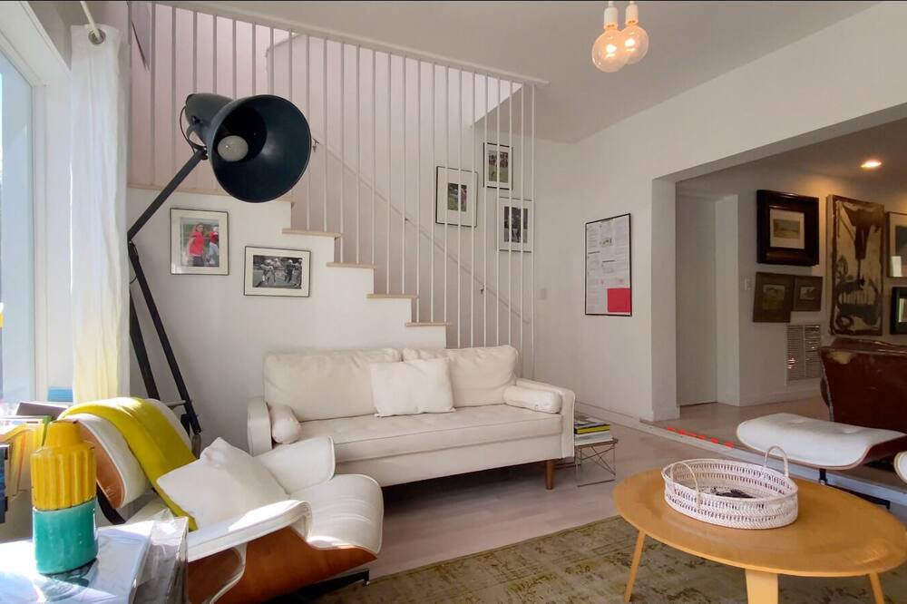 Photo of Livingroom in Lighthouse Point
