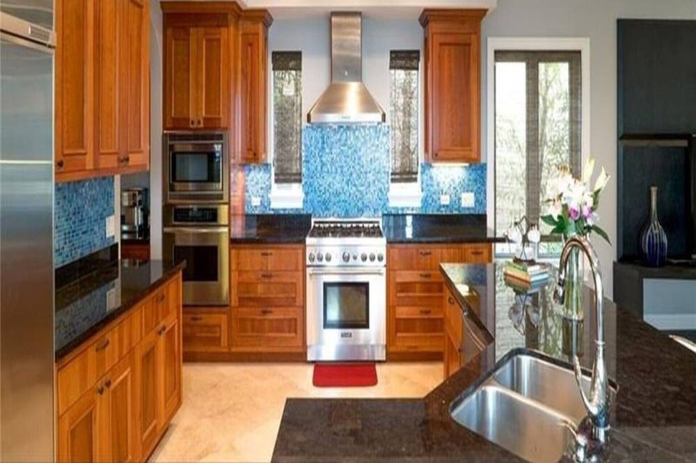 Photo of Kitchen in Victoria Park