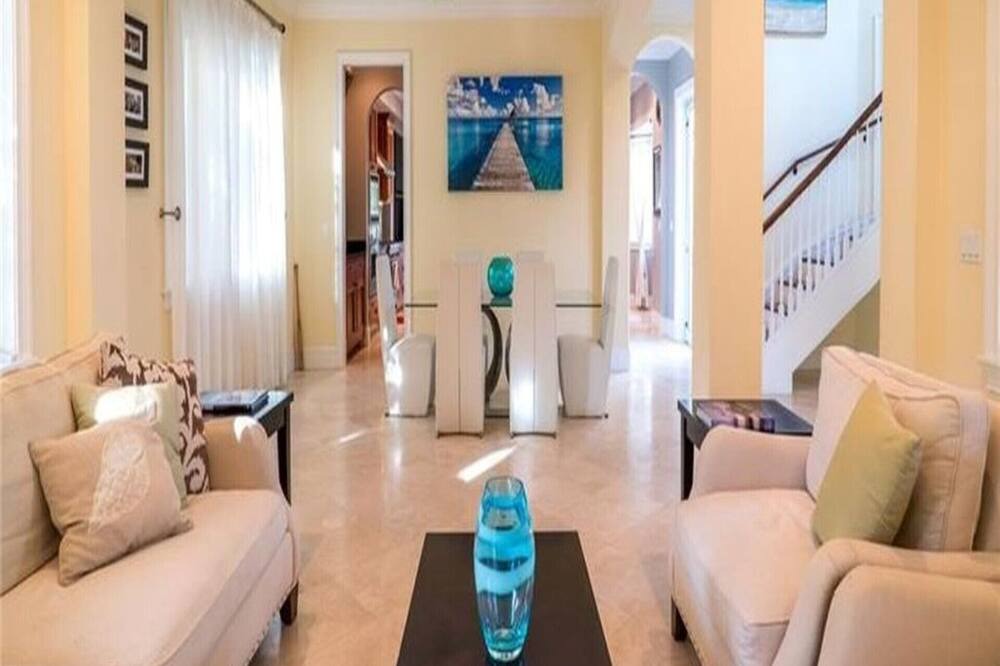 Photo of Livingroom in Victoria Park