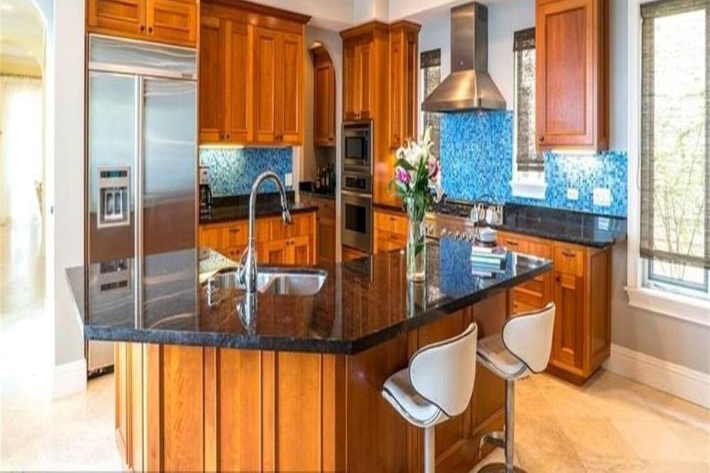 Photo of Kitchen in Victoria Park