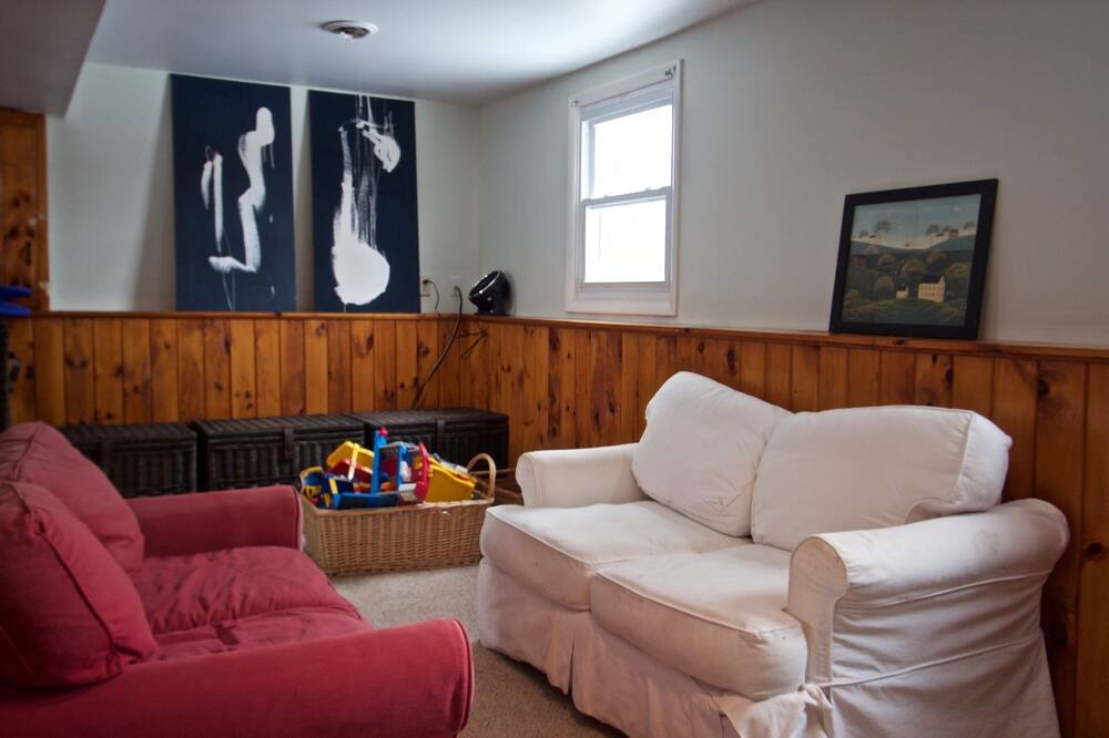 Photo of Livingroom in Chatham