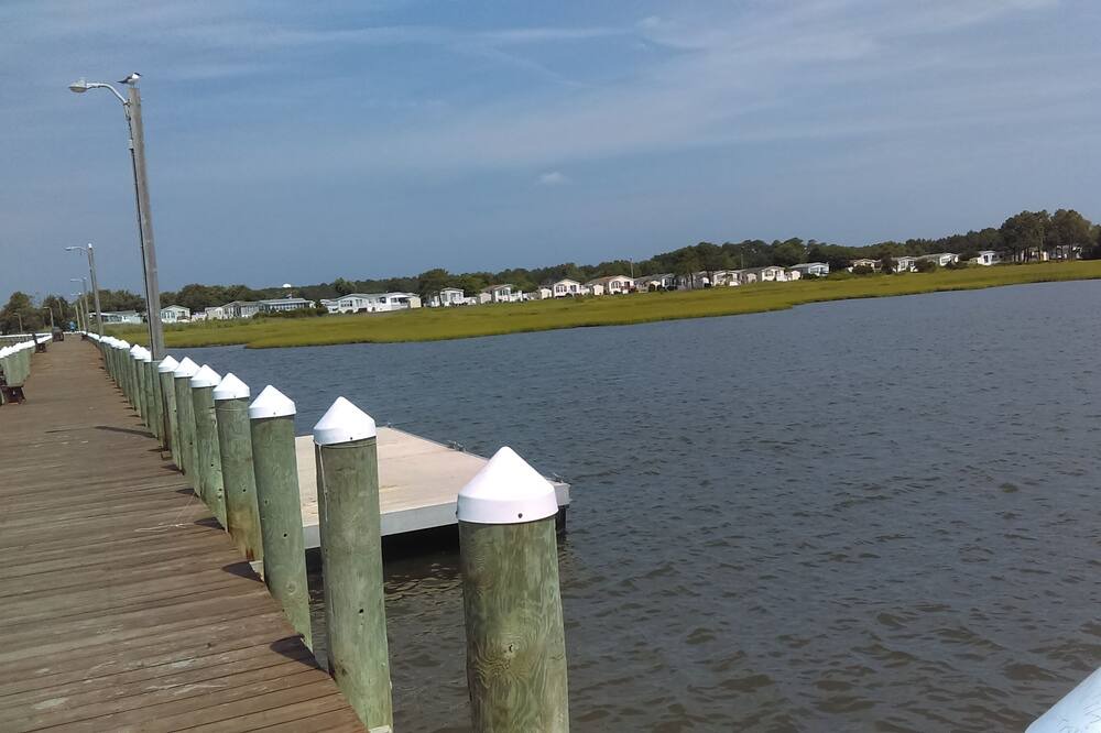Photo of Others in Assateague Pointe