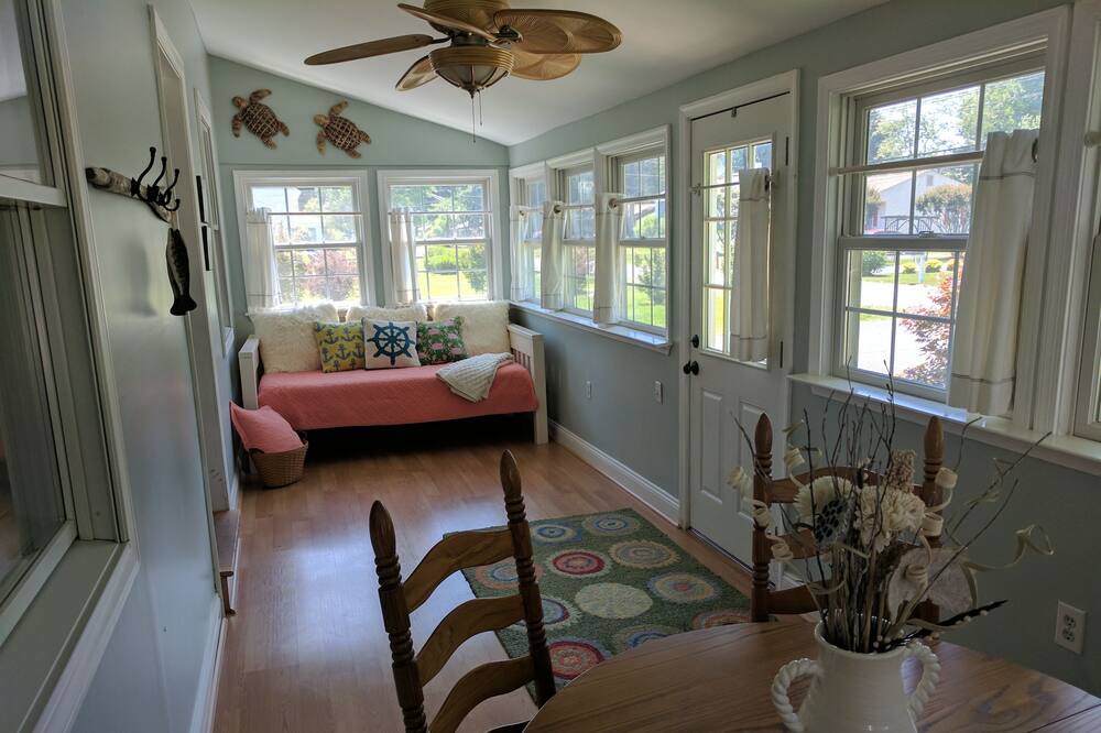 Photo of Outdoor in Rose Haven