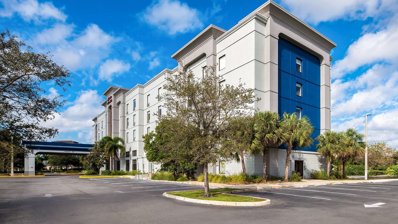Photo of Outdoor in Tamarac
