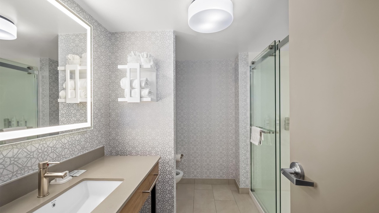 Photo of Bathroom in Tamarac