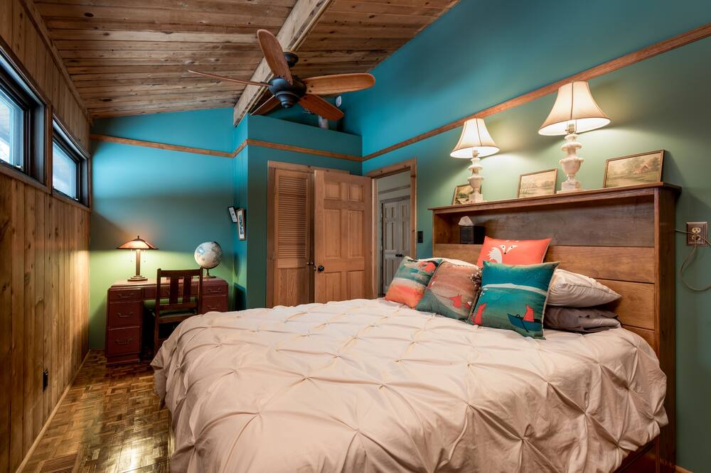 Photo of Bedroom in Taconic Lake