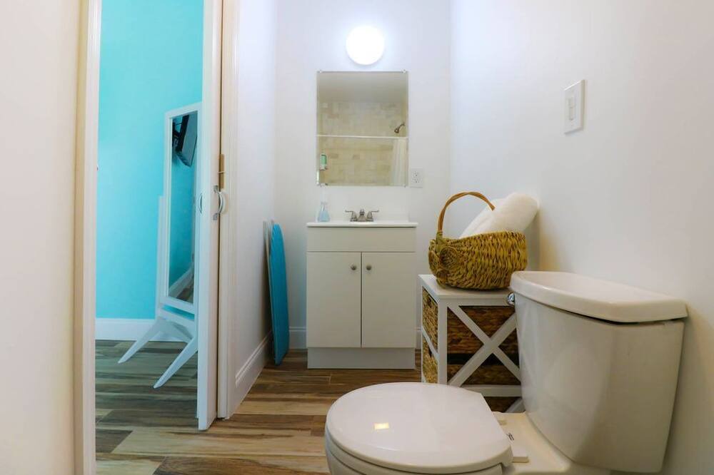 Photo of Bathroom in South Middle River